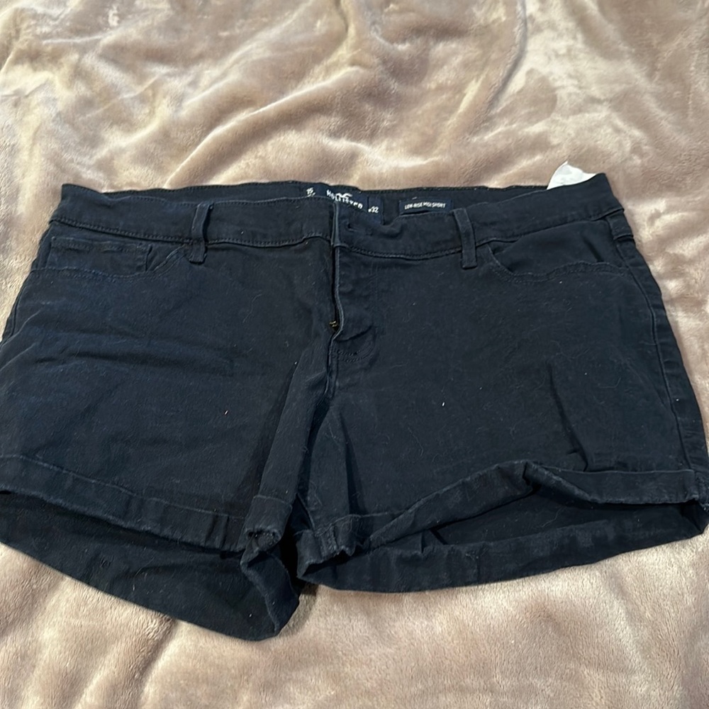 Low rise midi shorts
